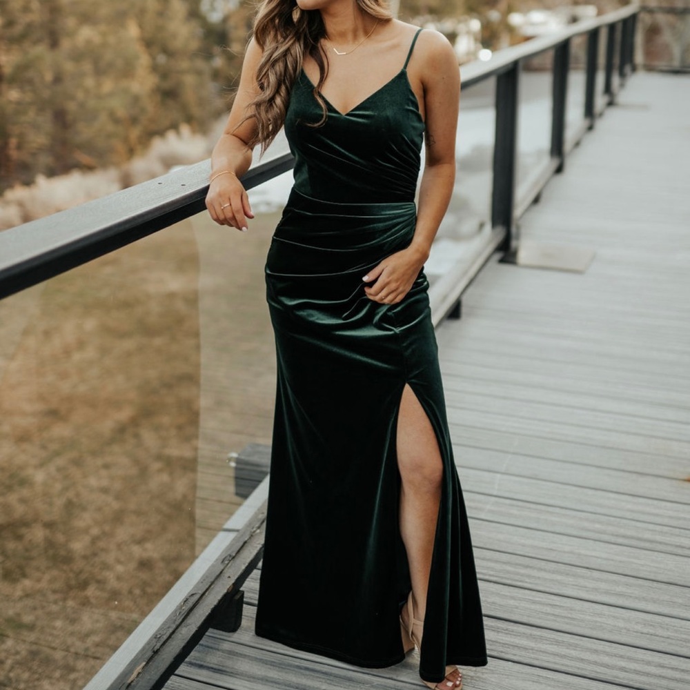 Emerald Rory Velvet Dress